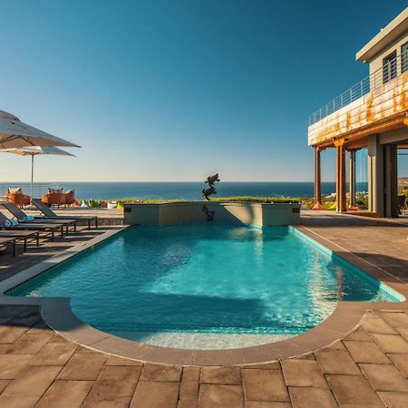 Sky Villa Boutique Hotel By Raw Africa Collection Plettenberg Bay Eksteriør bilde The pool at the Cape Town edition