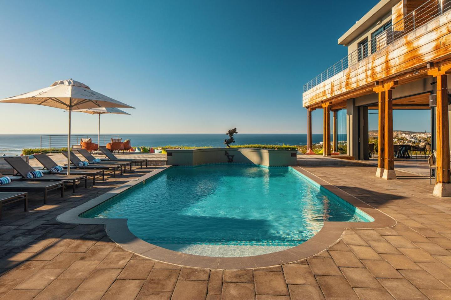 Sky Villa Boutique Hotel By Raw Africa Collection Plettenberg Bay Eksteriør bilde The pool at the Cape Town edition