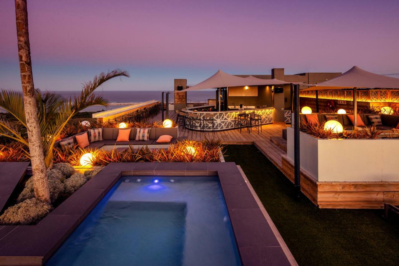 Sky Villa Boutique Hotel By Raw Africa Collection Plettenberg Bay Eksteriør bilde The Cape Town rooftop bar